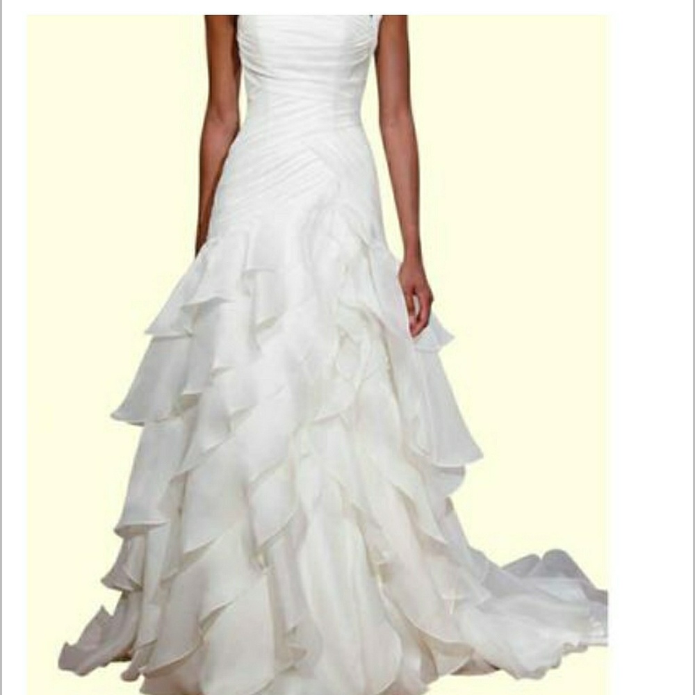 Alfred Angelo Sapphire collection wedding gown